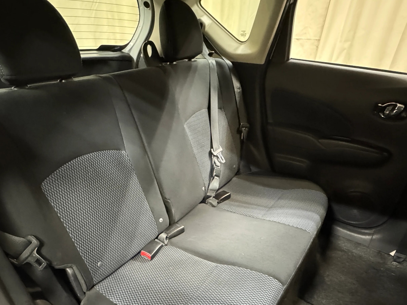 Thumbnail: 2016 Nissan Versa Note - 6