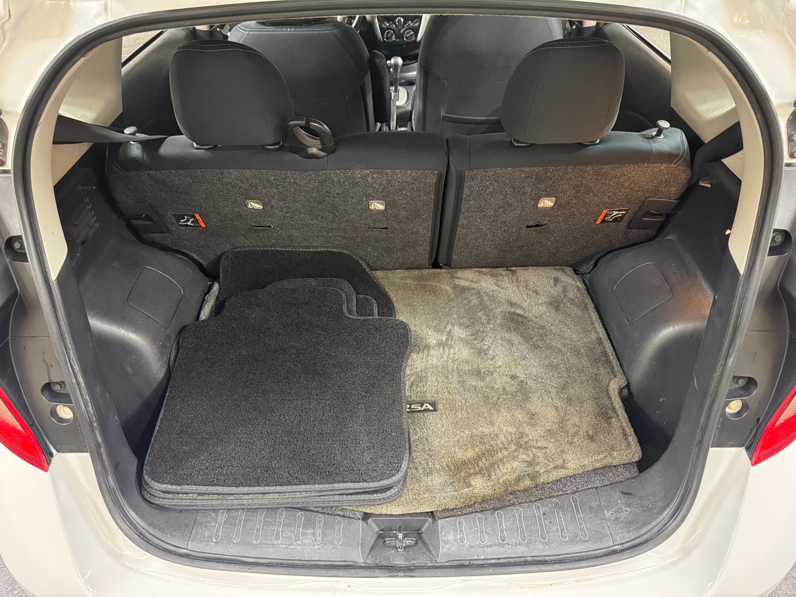 Thumbnail: 2016 Nissan Versa Note - 7