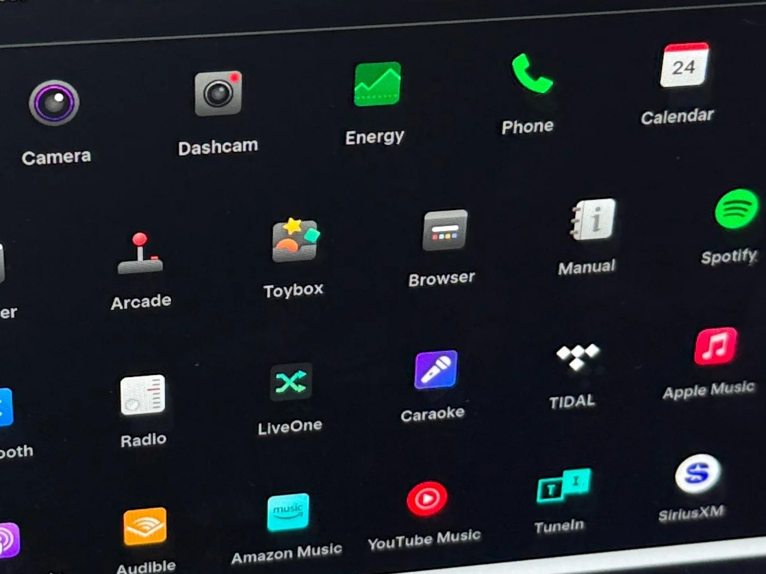 Thumbnail: 2022 Tesla Model Y - 3