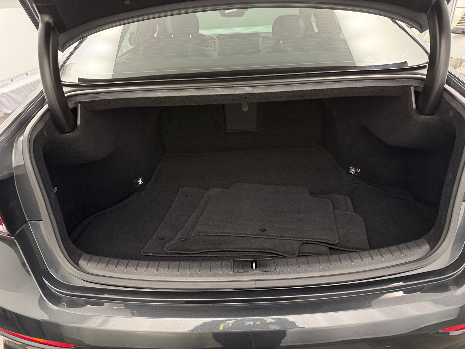 Thumbnail: 2019 Genesis G80 - 6