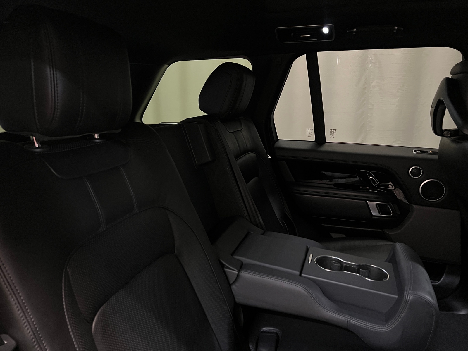 Thumbnail: 2022 Land Rover Range Rover - 5