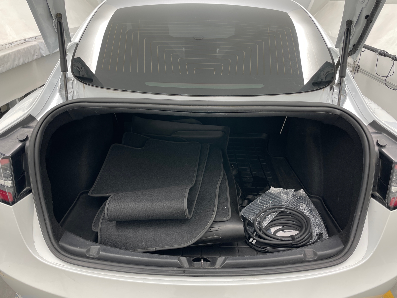 Thumbnail: 2018 Tesla Model 3 - 6