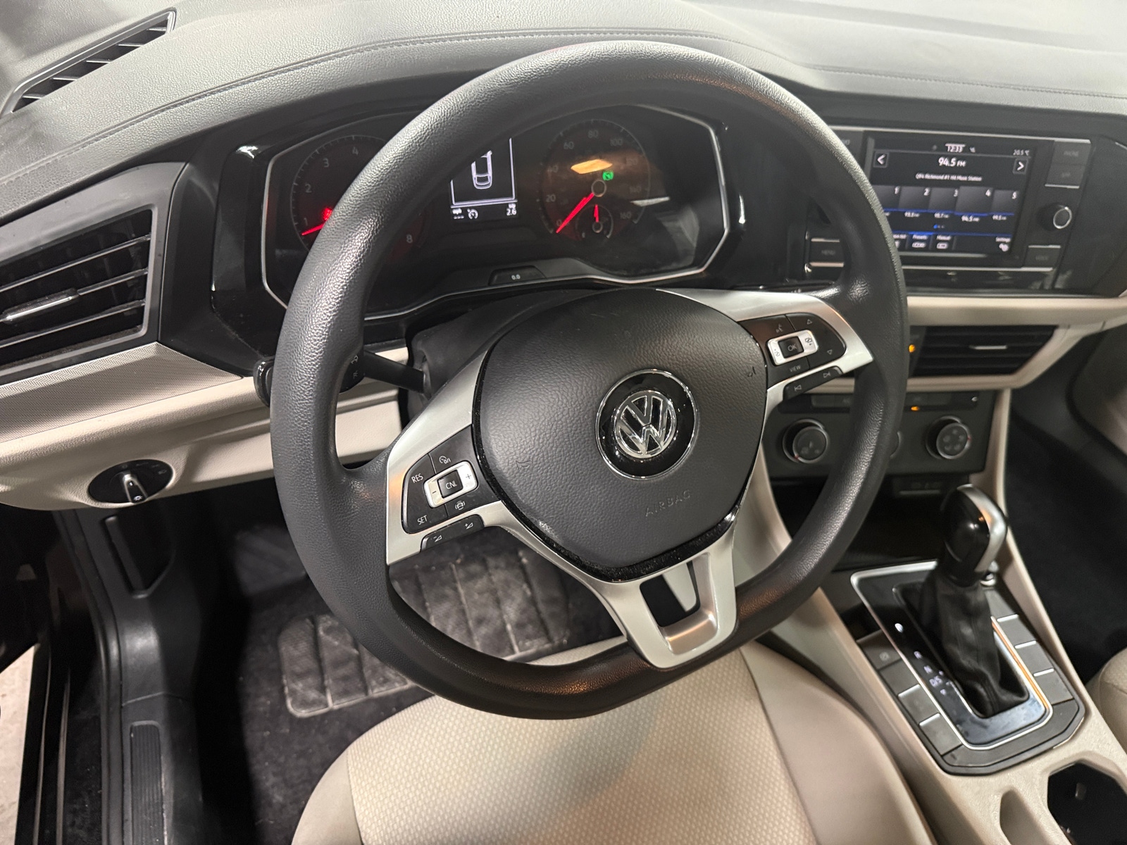 Thumbnail: 2021 Volkswagen Jetta - 5