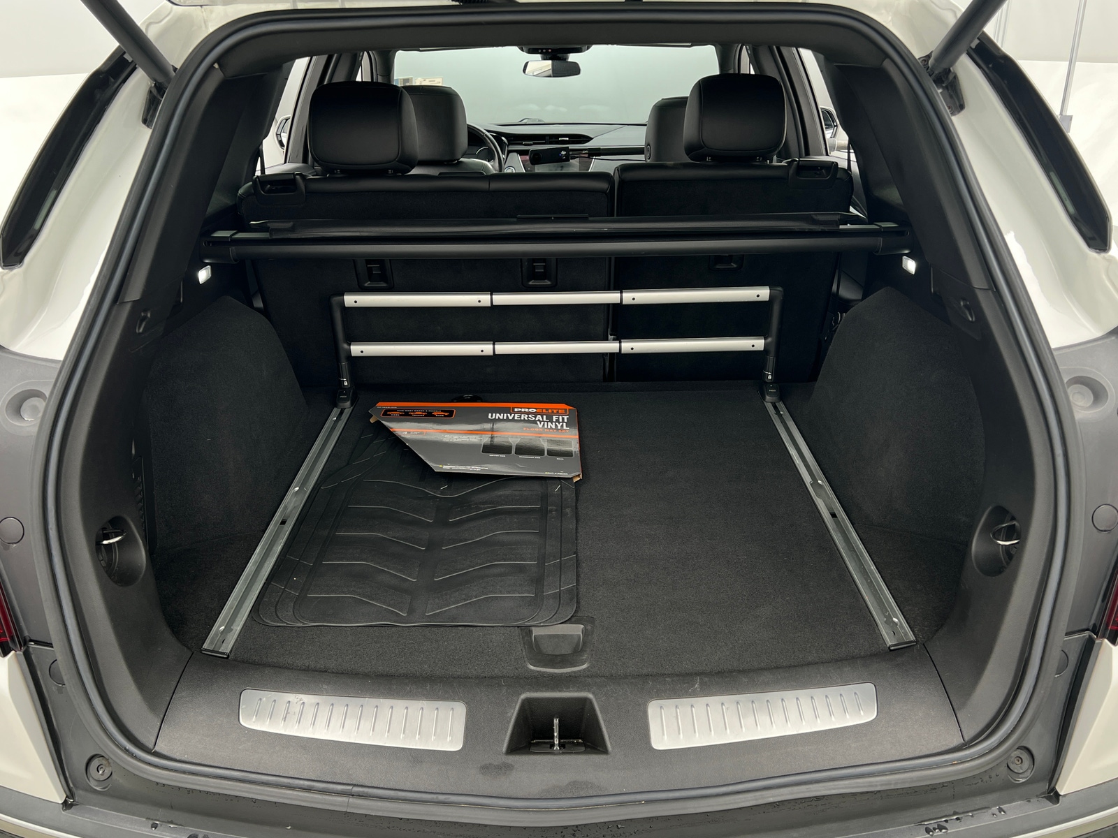 Thumbnail: 2022 Cadillac XT5 - 6