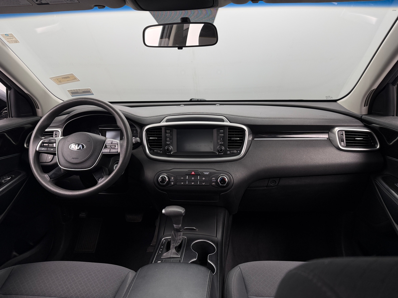 Thumbnail: 2020 Kia Sorento - 3