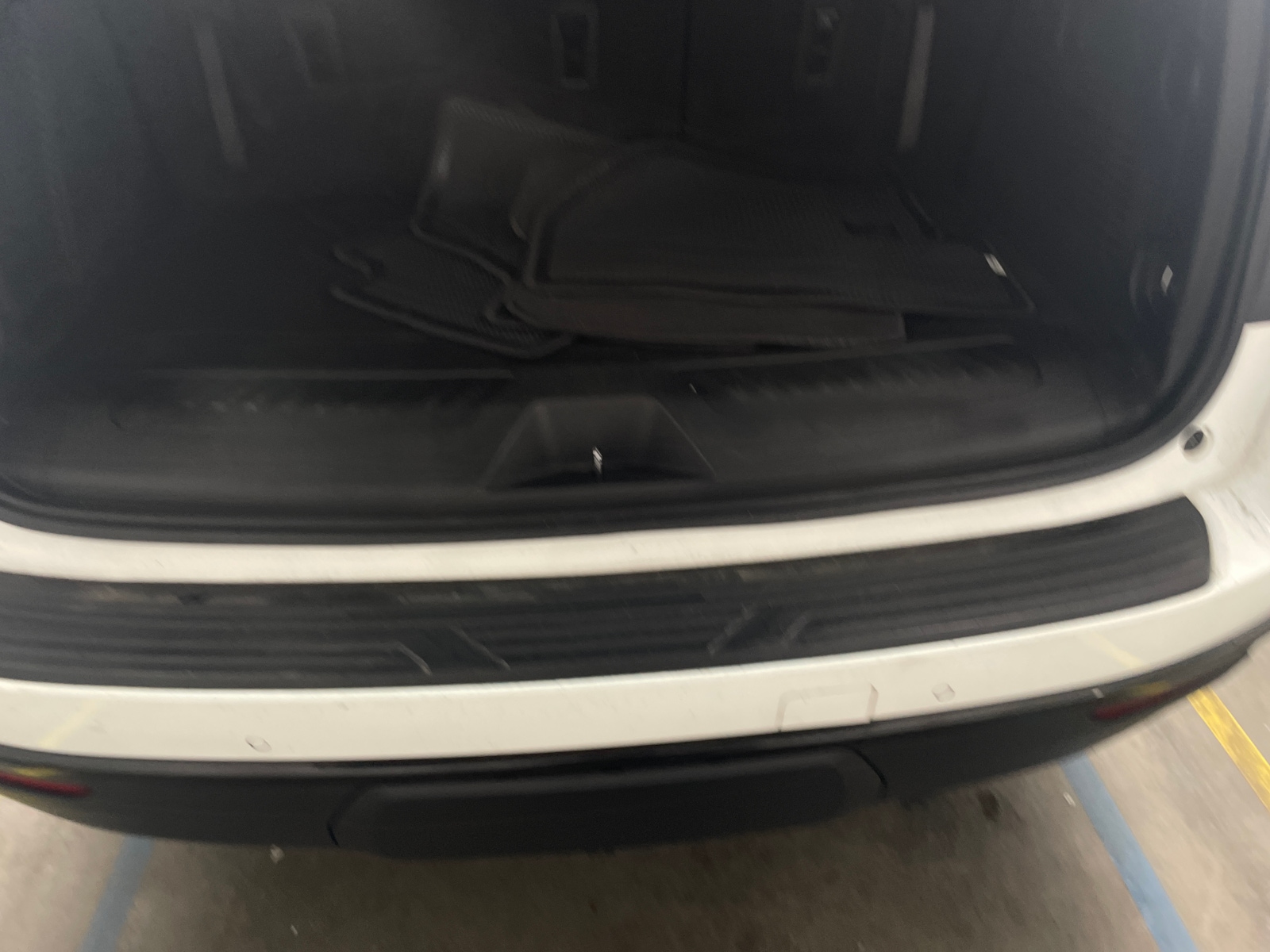 Thumbnail: 2022 GMC Yukon - 7