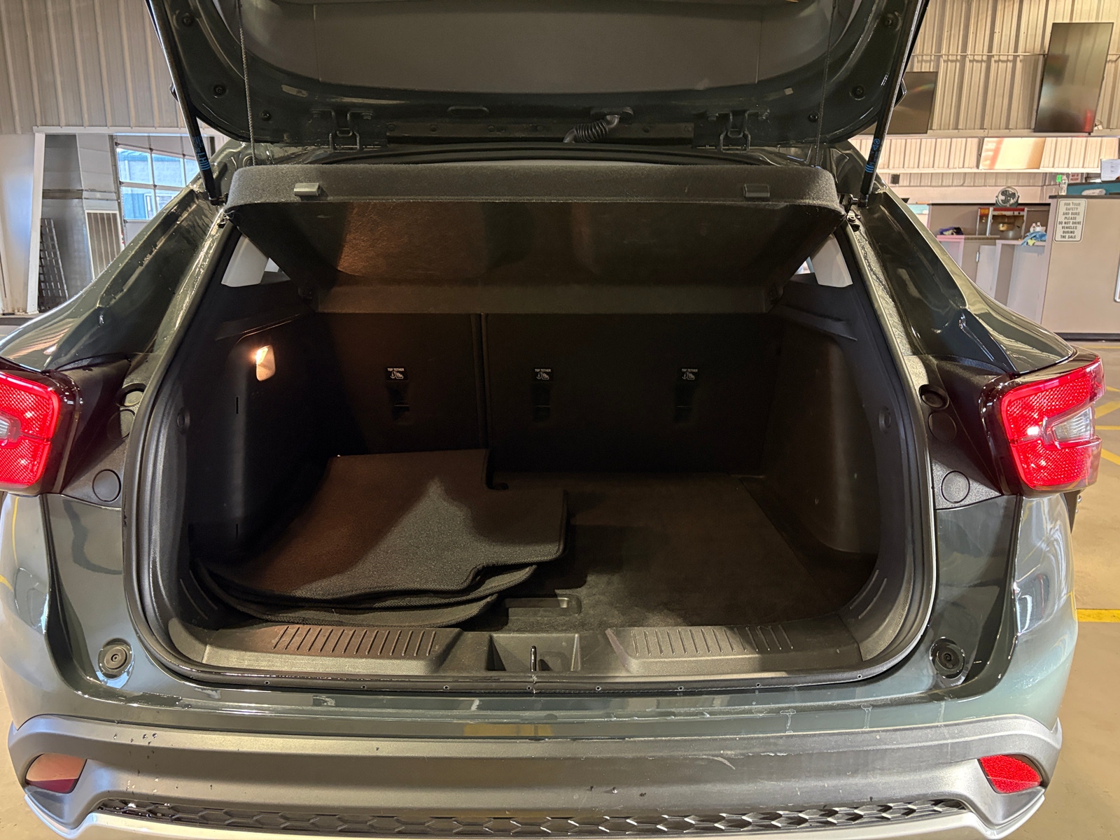 Thumbnail: 2025 Chevrolet Trax - 7