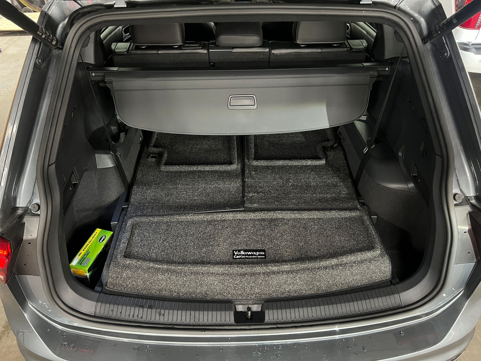 Thumbnail: 2022 Volkswagen Tiguan - 6