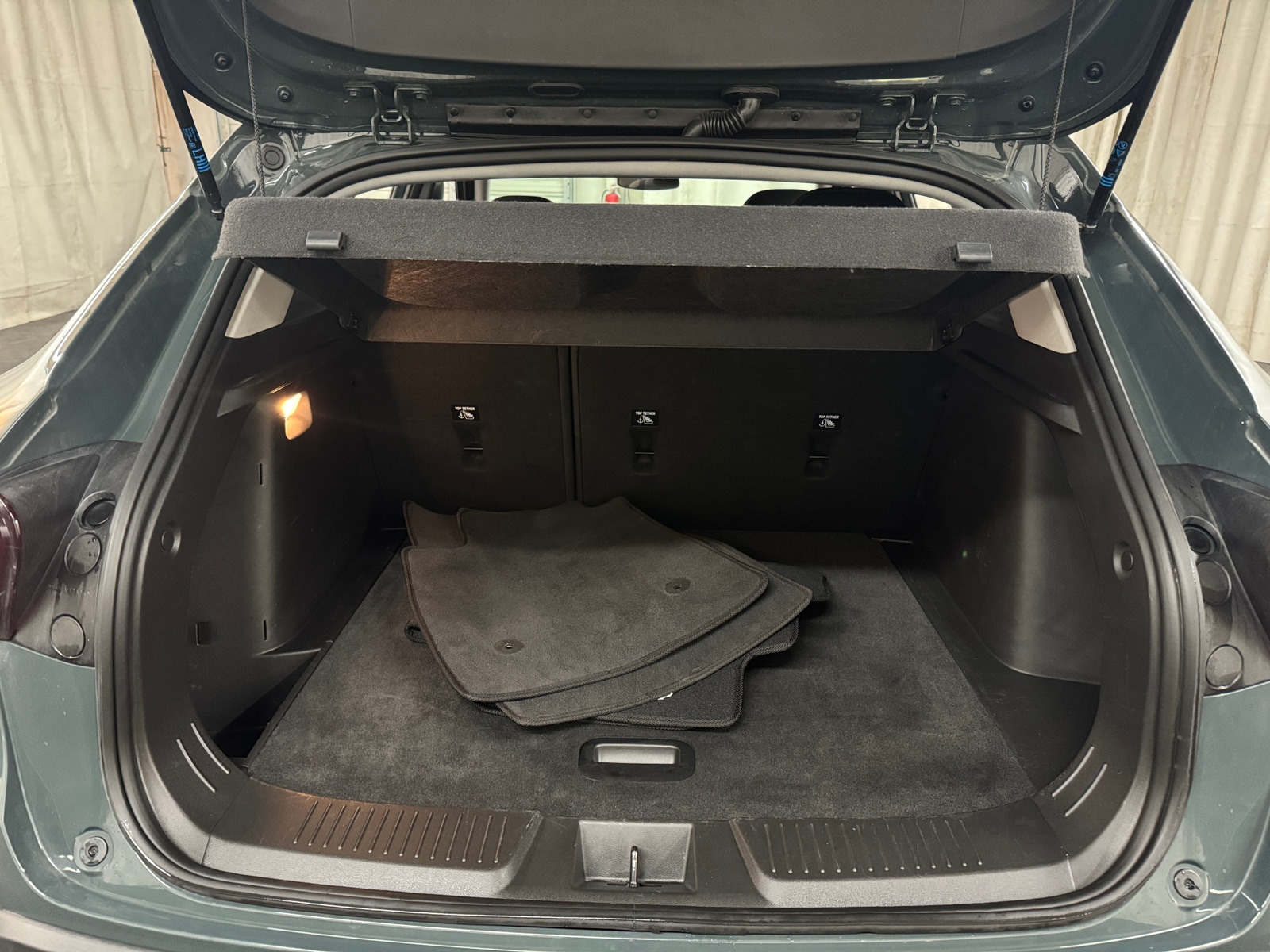 Thumbnail: 2025 Chevrolet Trax - 7