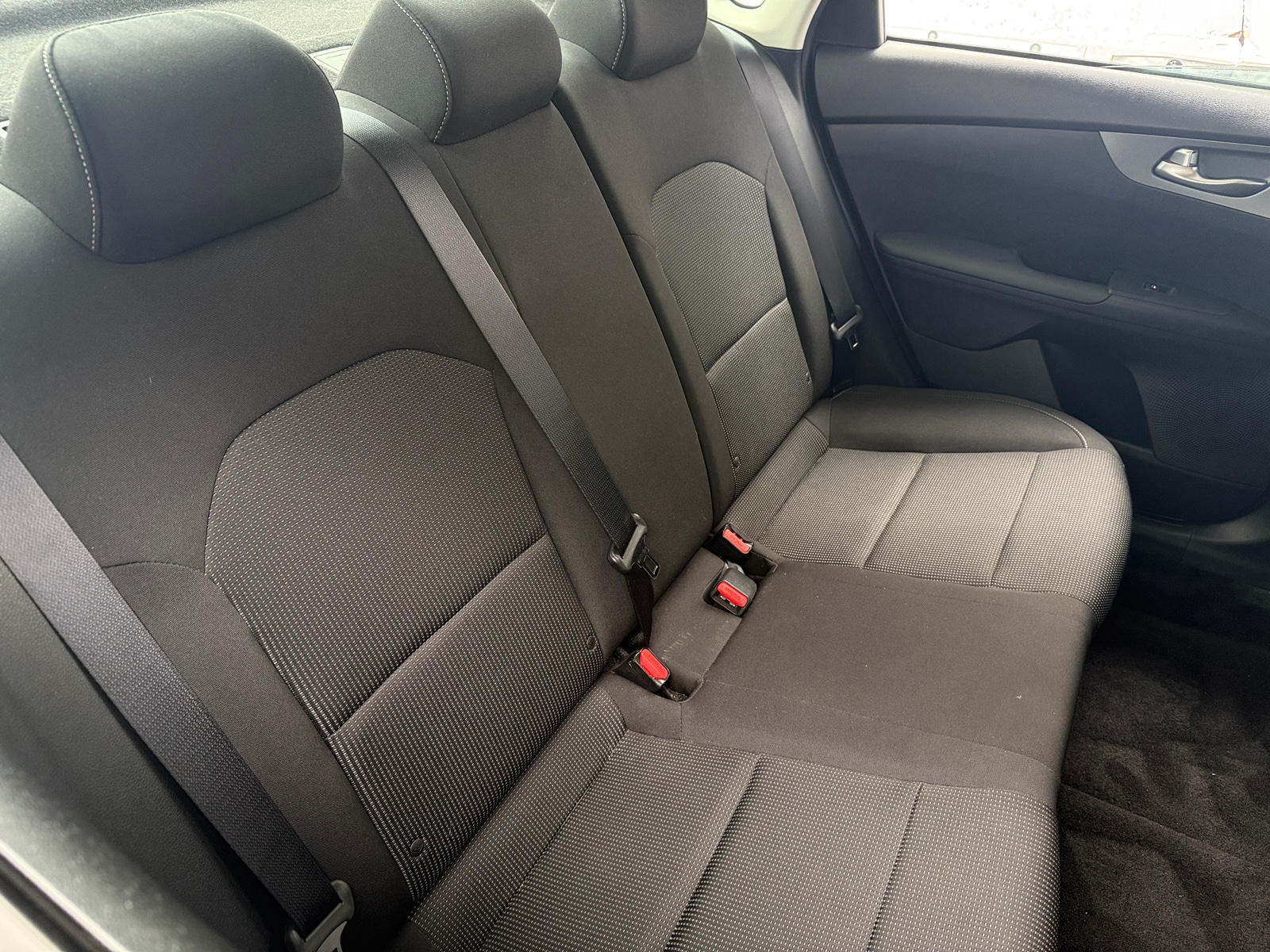 Thumbnail: 2020 Kia Forte - 6