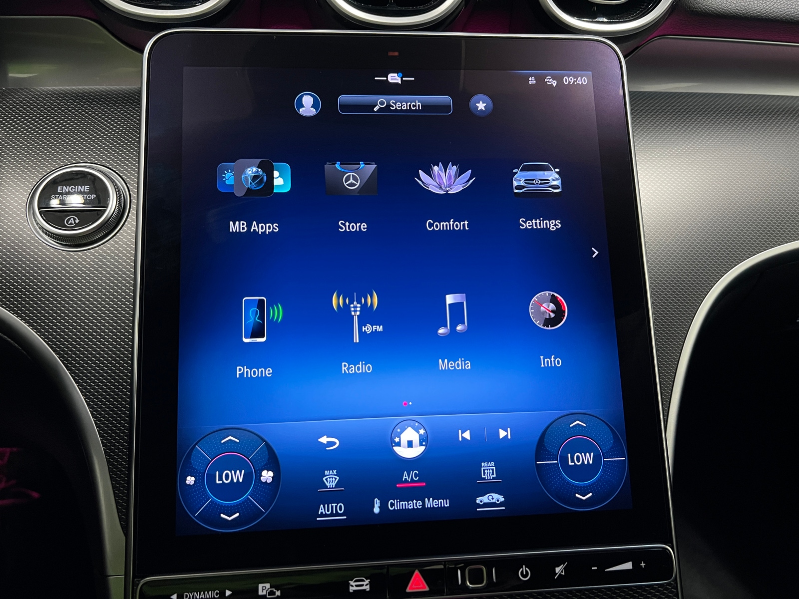 Thumbnail: 2024 Mercedes-Benz C-Class - 3