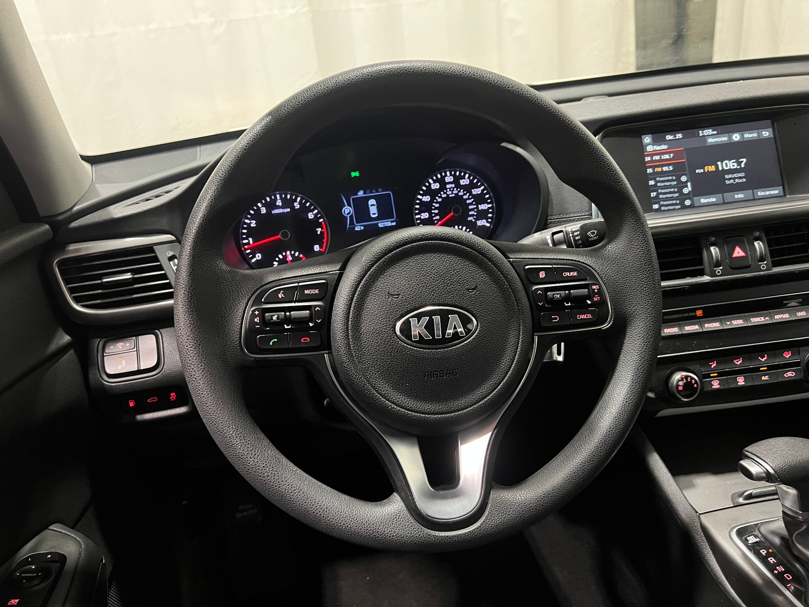 Thumbnail: 2018 Kia Optima - 5