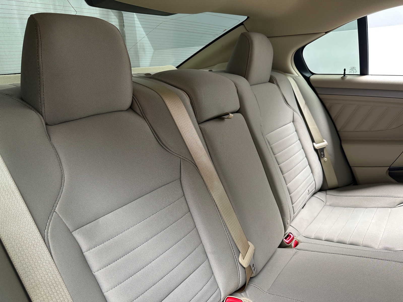 Thumbnail: 2017 Ford Taurus - 6