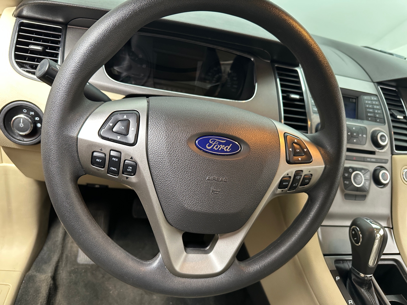 Thumbnail: 2017 Ford Taurus - 5