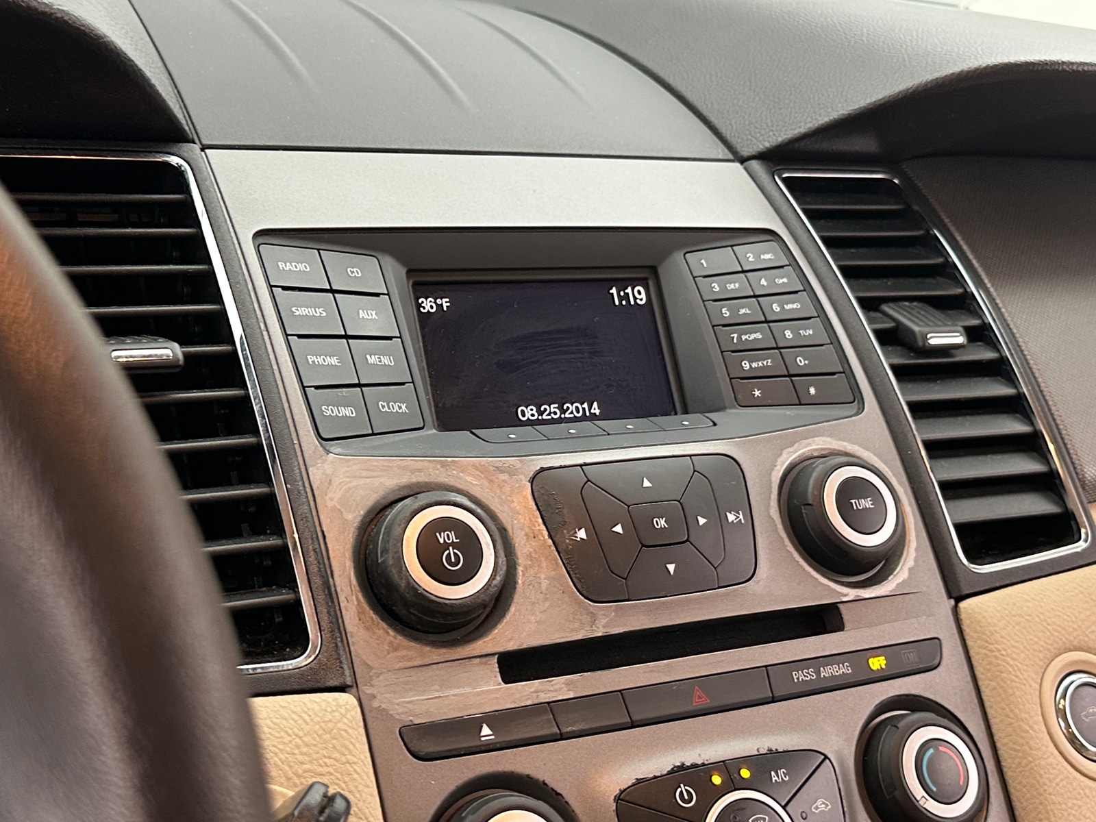 Thumbnail: 2017 Ford Taurus - 4