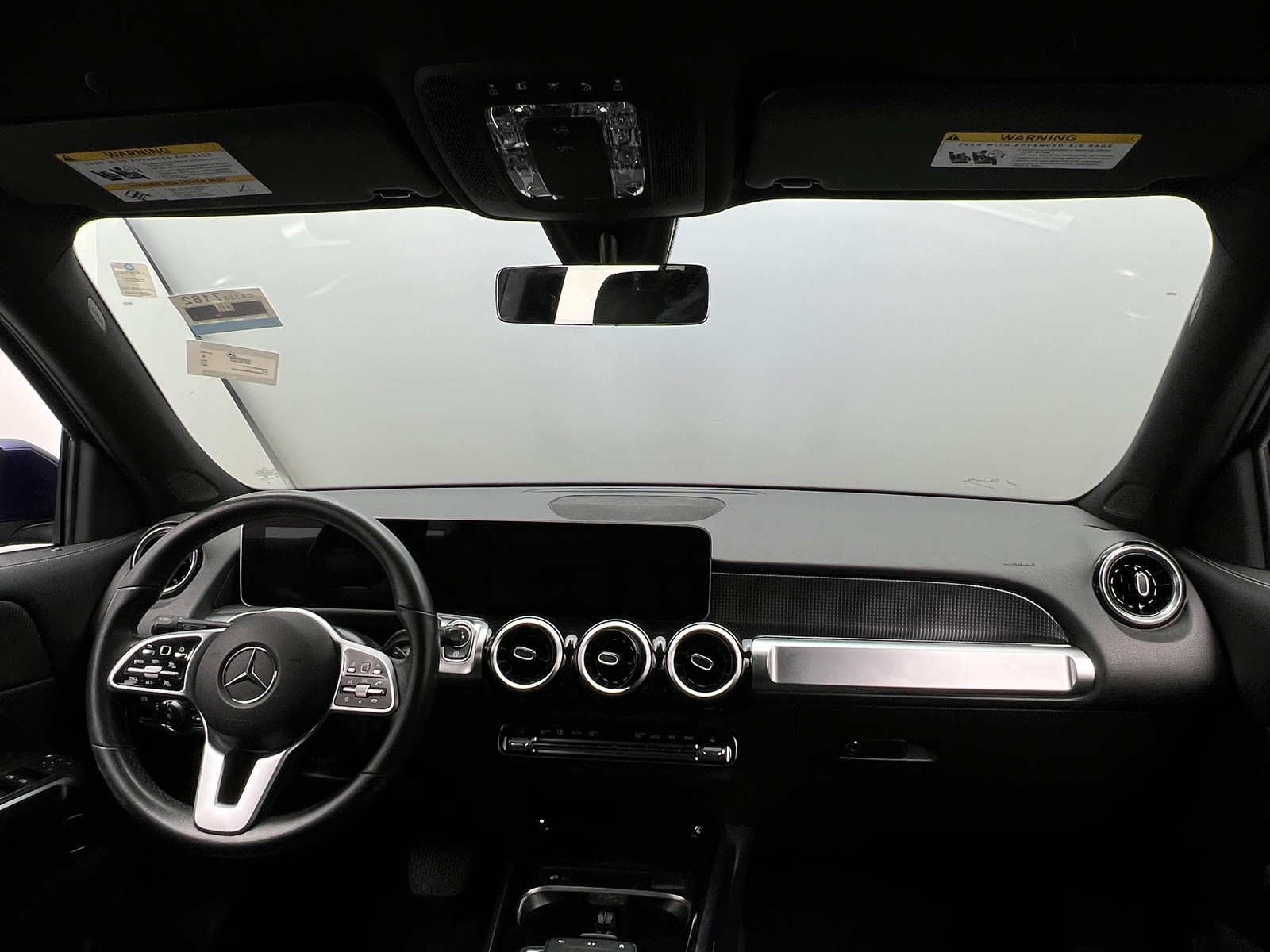 Thumbnail: 2021 Mercedes-Benz GLB - 2