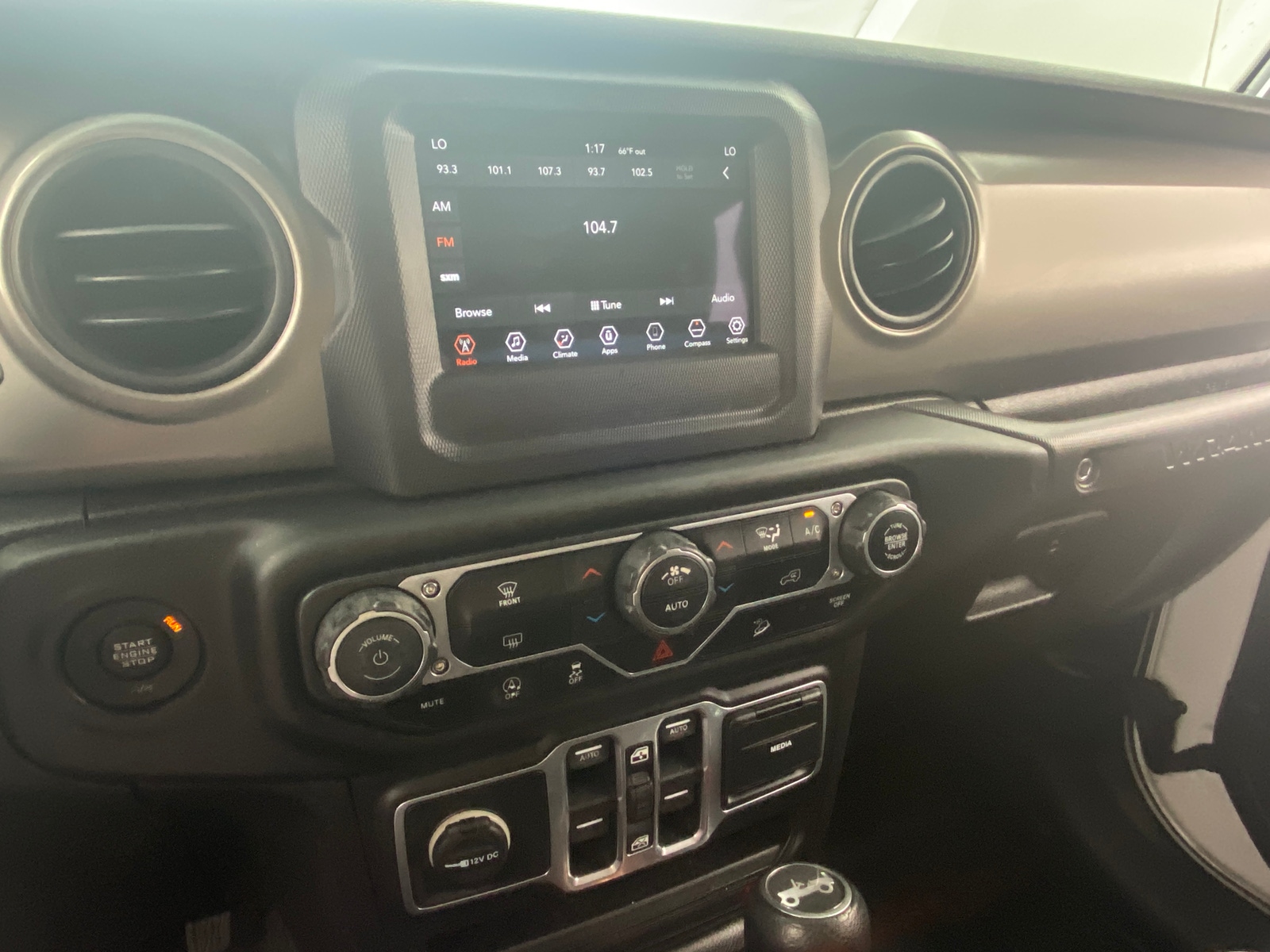 Thumbnail: 2018 Jeep Wrangler - 4