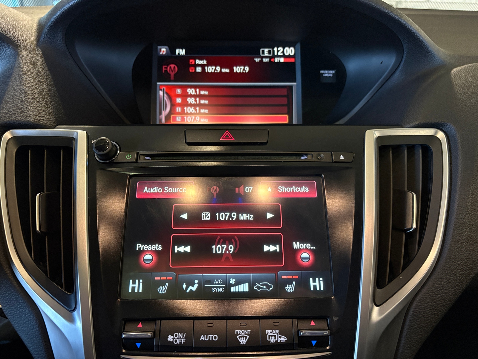 Thumbnail: 2015 Acura TLX - 3