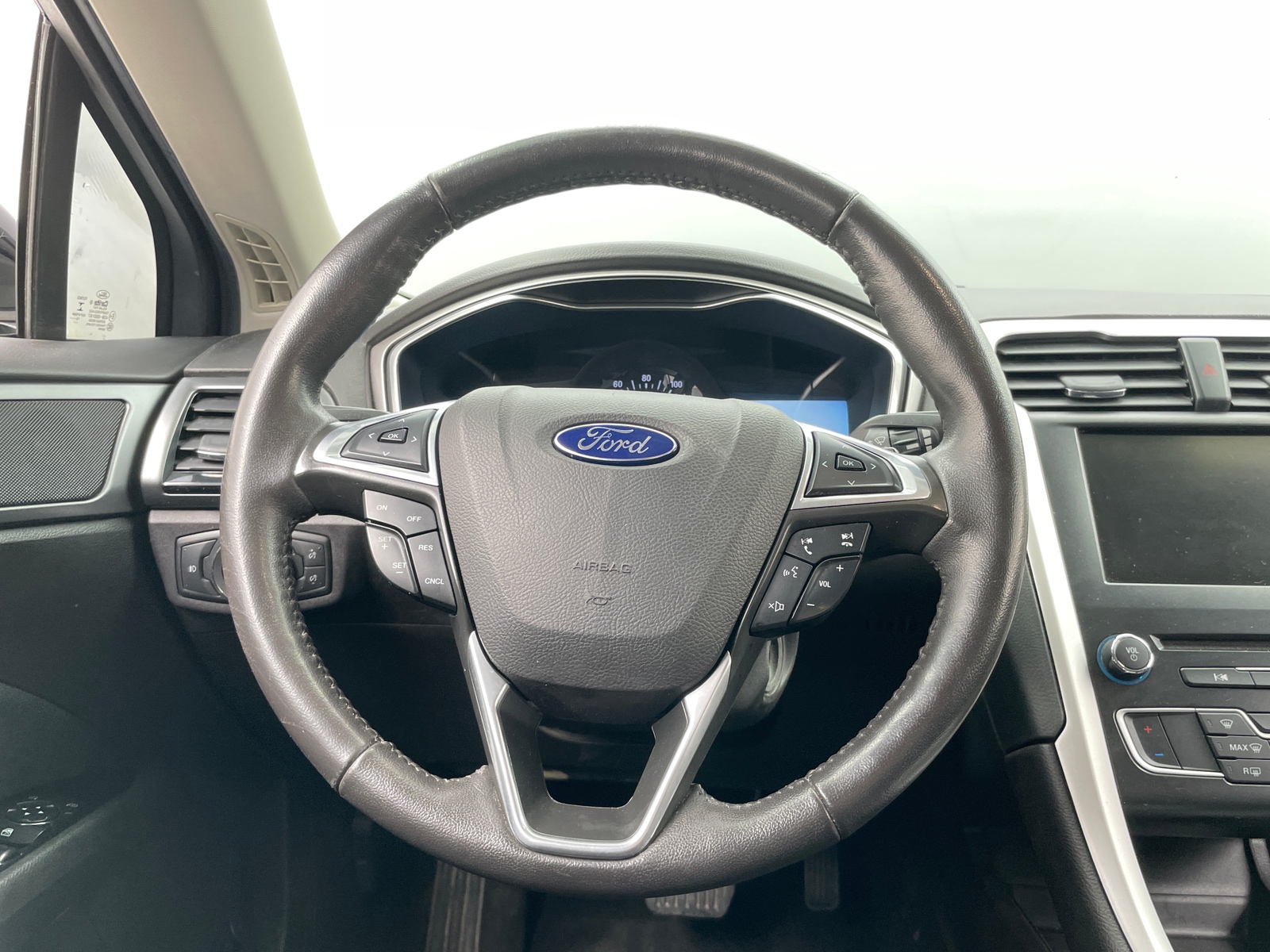 Thumbnail: 2016 Ford Fusion - 5