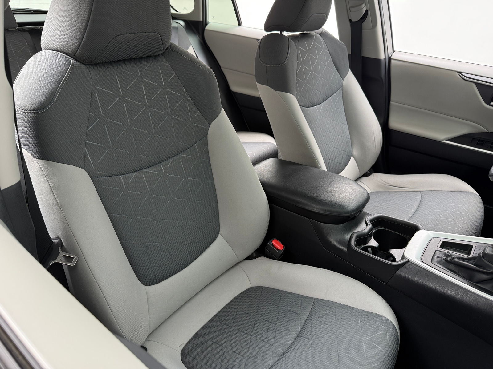 Thumbnail: 2021 Toyota RAV4 - 2