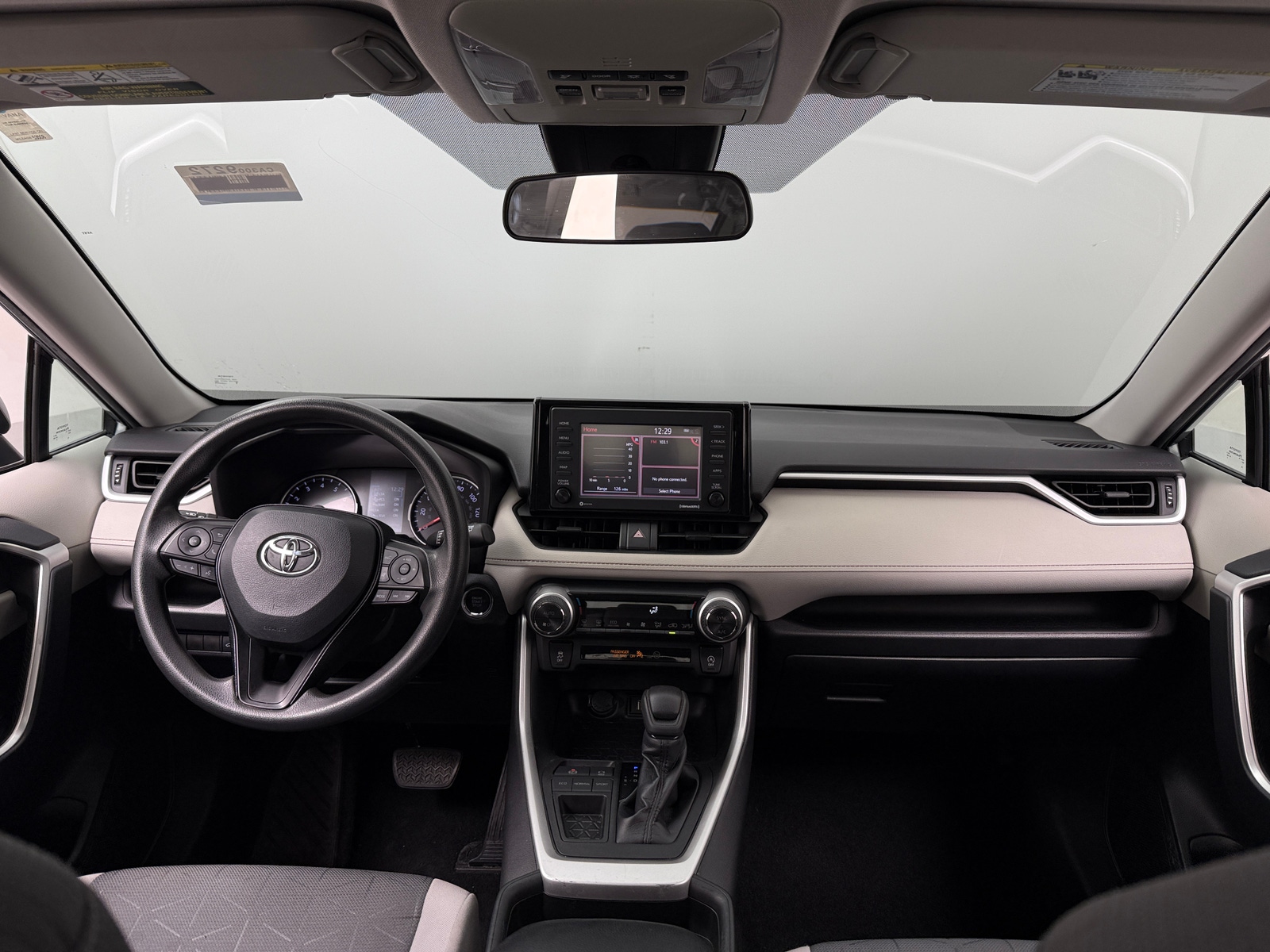 Thumbnail: 2021 Toyota RAV4 - 3