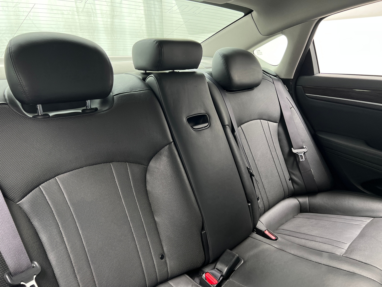 Thumbnail: 2016 Hyundai Genesis - 5