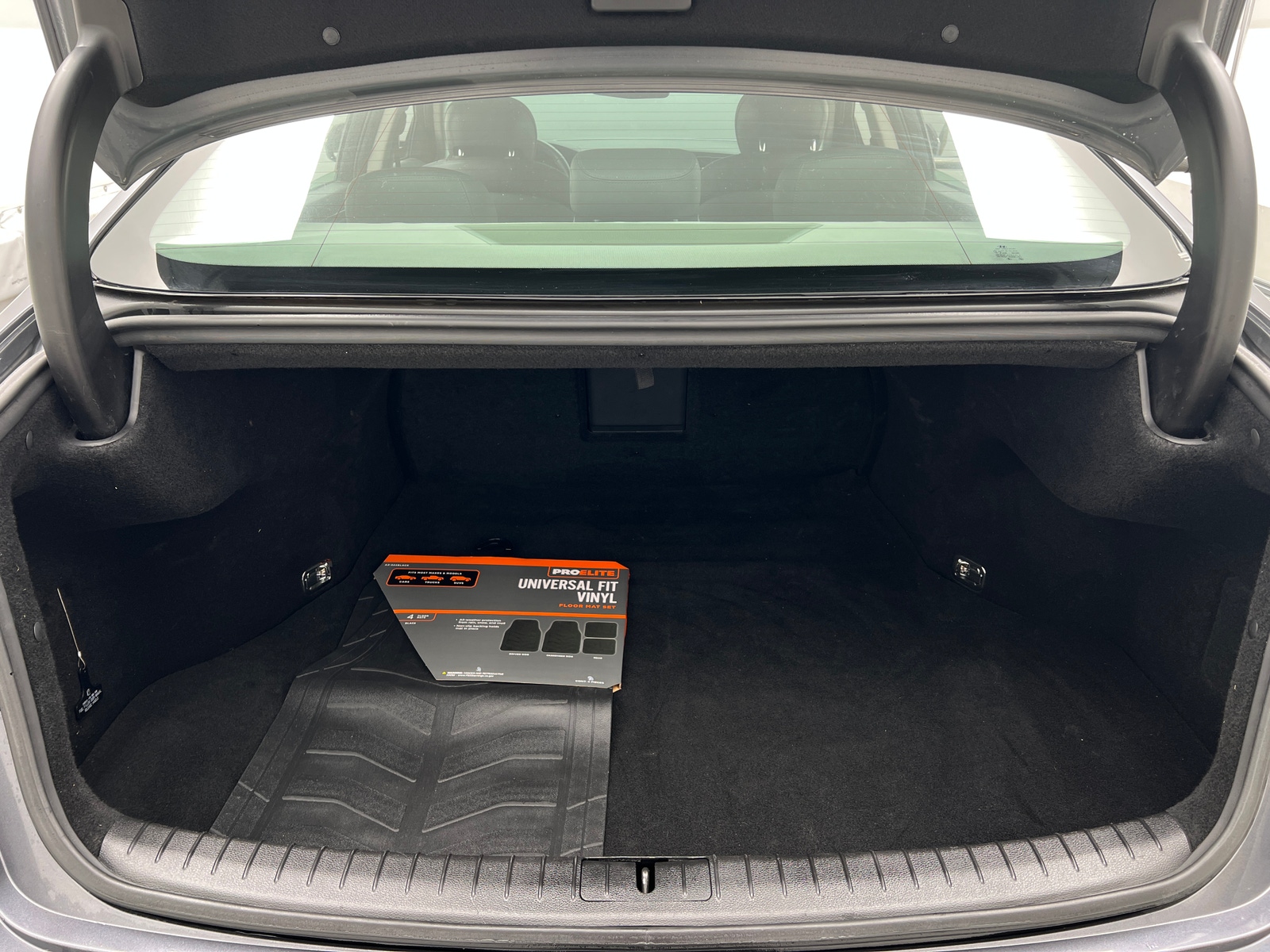 Thumbnail: 2016 Hyundai Genesis - 6