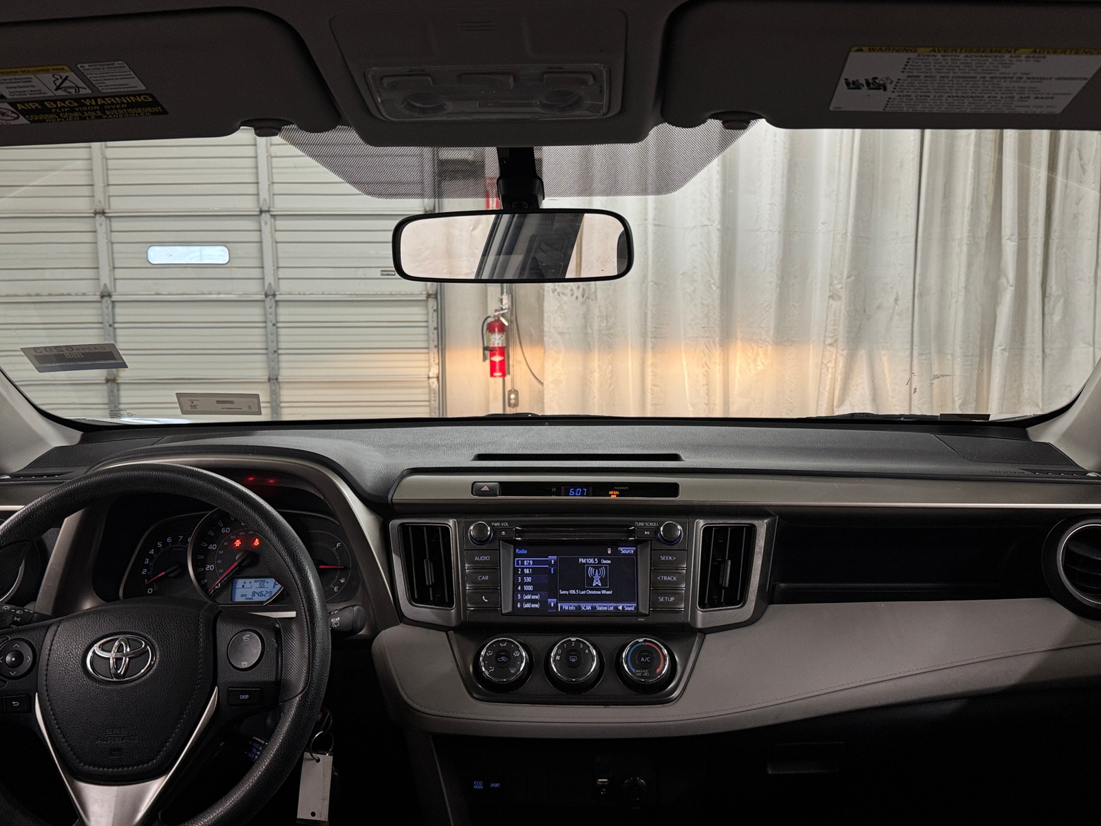 Thumbnail: 2014 Toyota RAV4 - 3