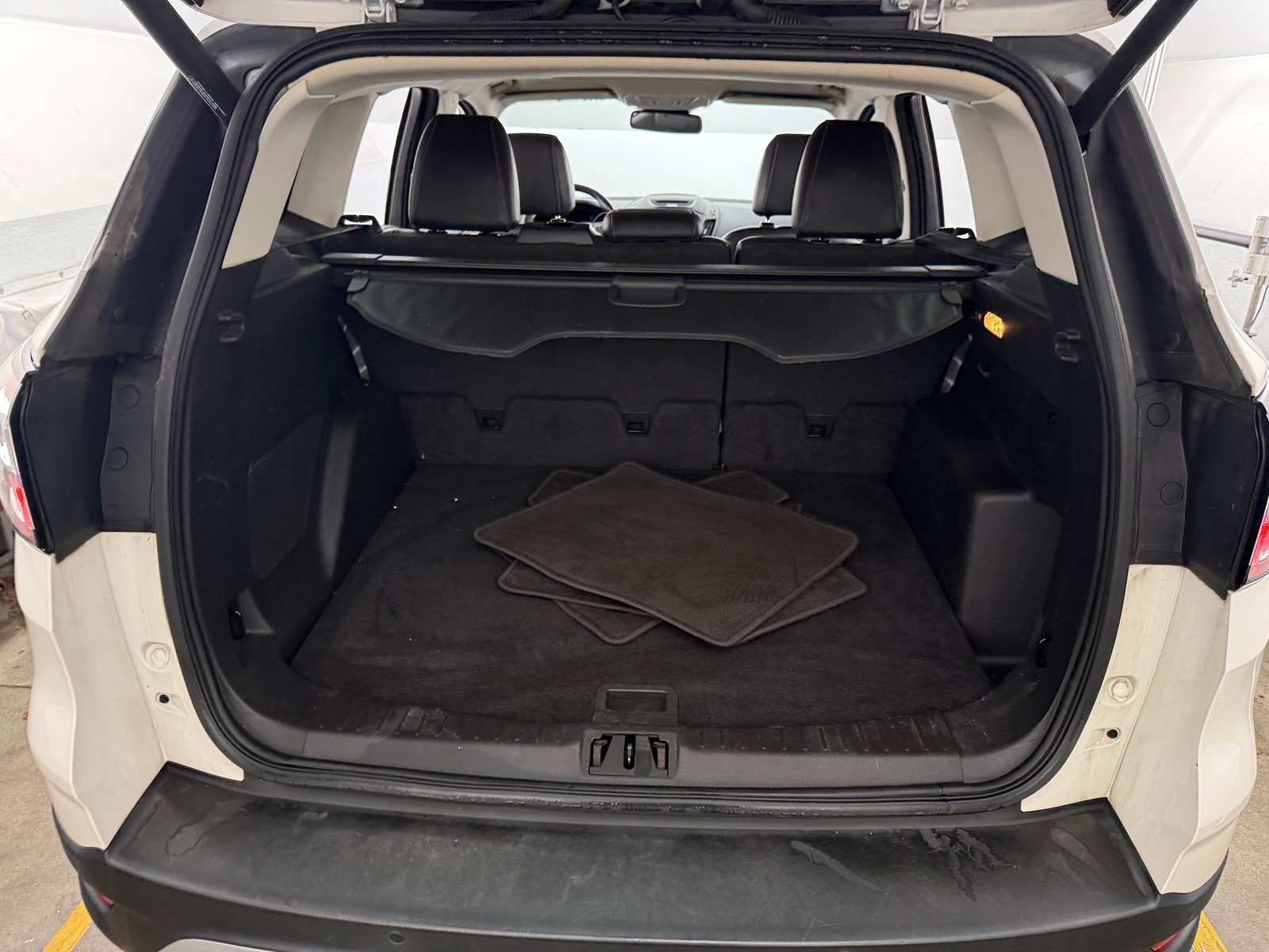 Thumbnail: 2017 Ford Escape - 6