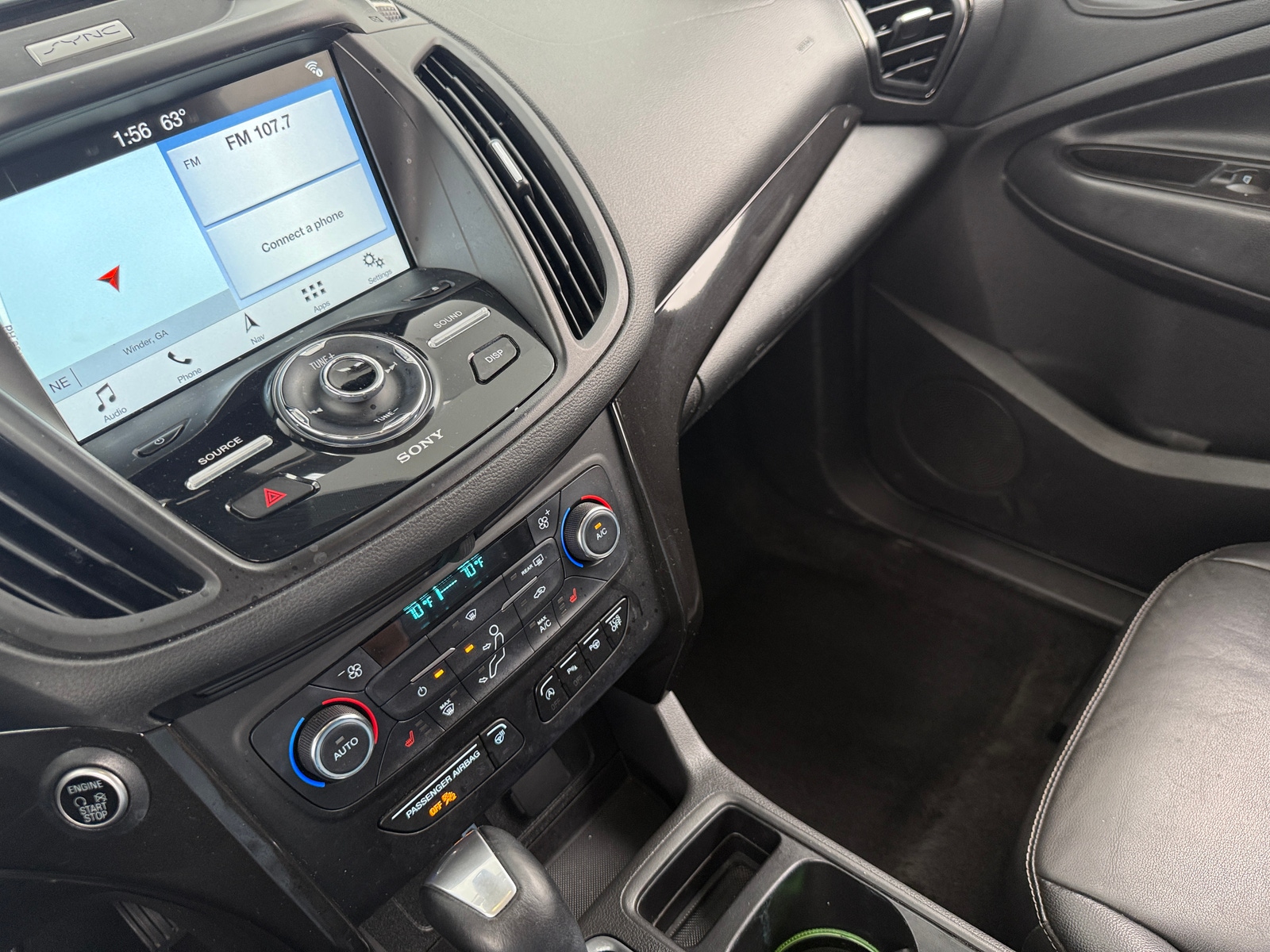 Thumbnail: 2017 Ford Escape - 3