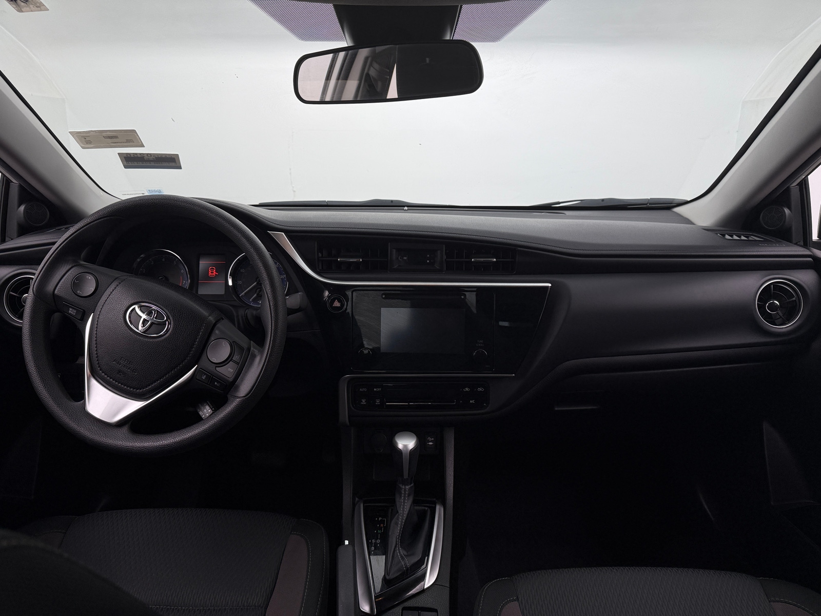 Thumbnail: 2018 Toyota Corolla - 3