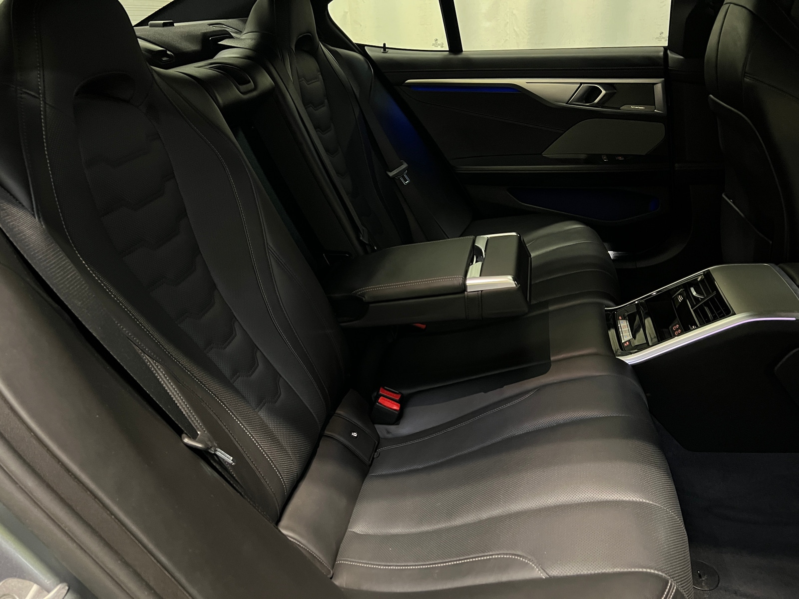 Thumbnail: 2022 BMW 8 Series - 5