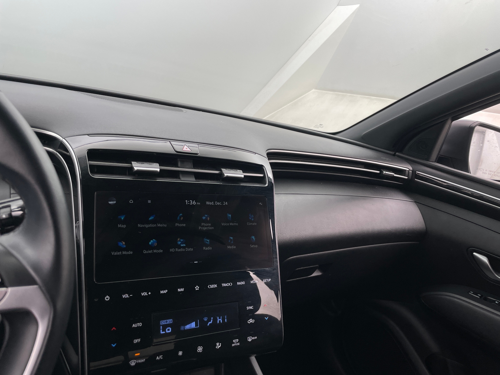 Thumbnail: 2023 Hyundai Santa Cruz - 4