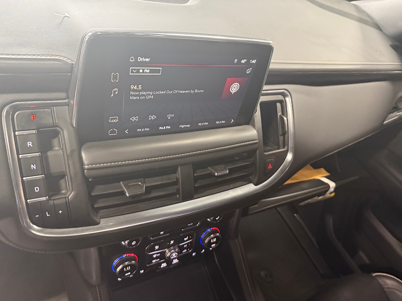 Thumbnail: 2022 GMC Yukon - 3