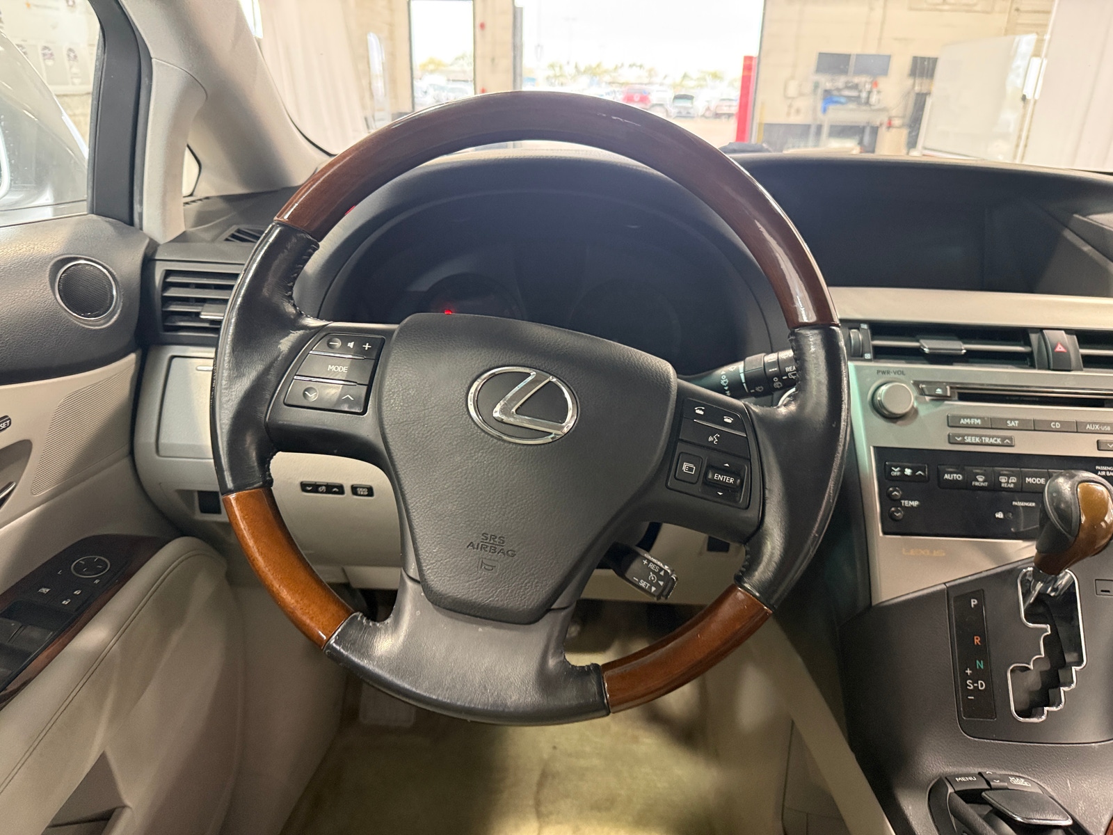 Thumbnail: 2011 Lexus RX - 5