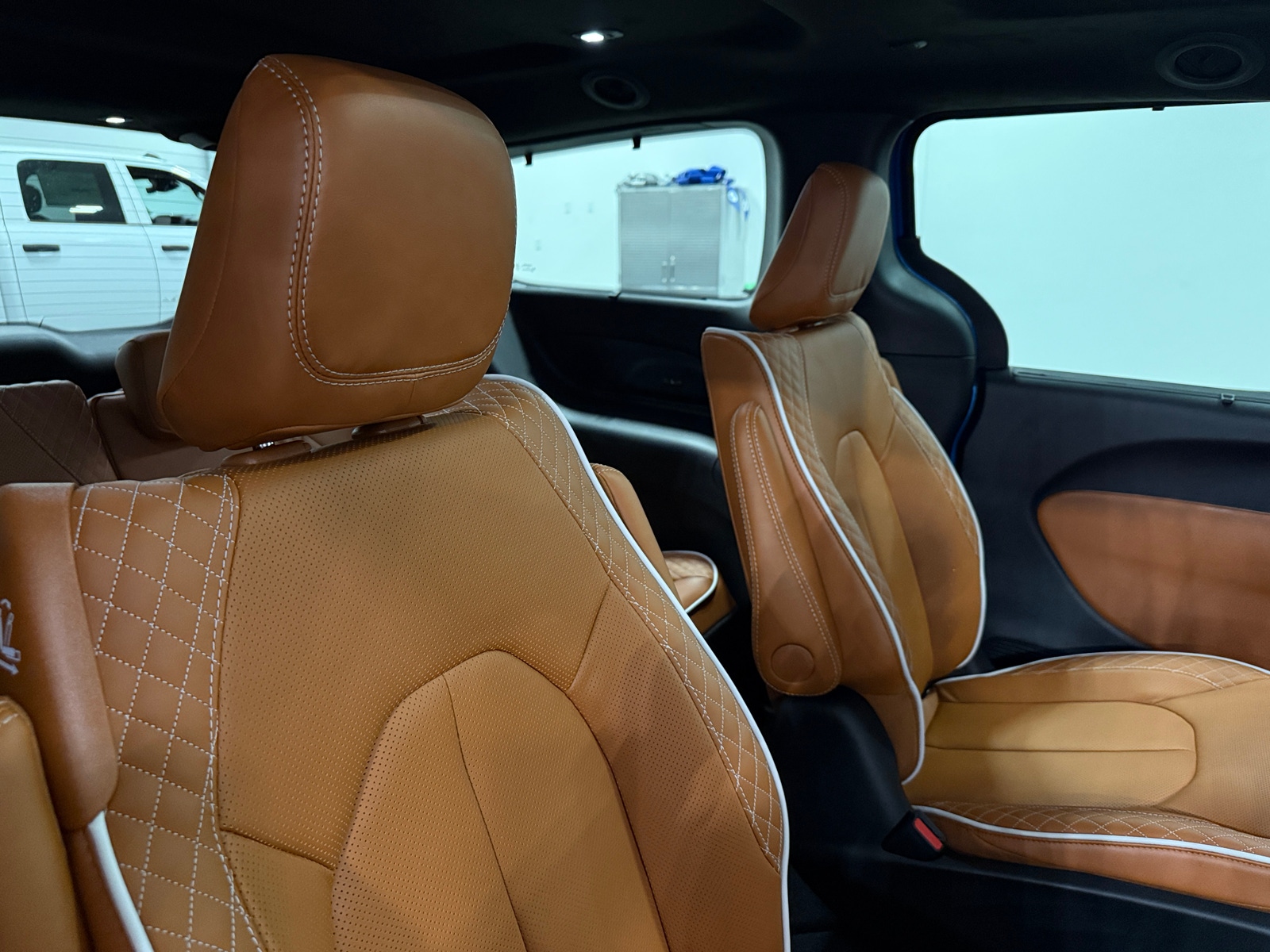 Thumbnail: 2026 Chrysler Pacifica - 5