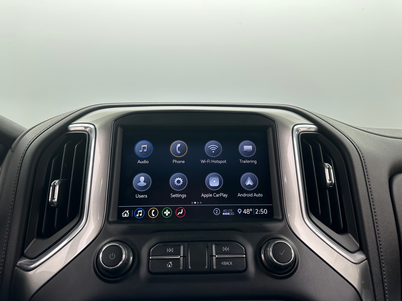 Thumbnail: 2020 Chevrolet Silverado 1500 - 4