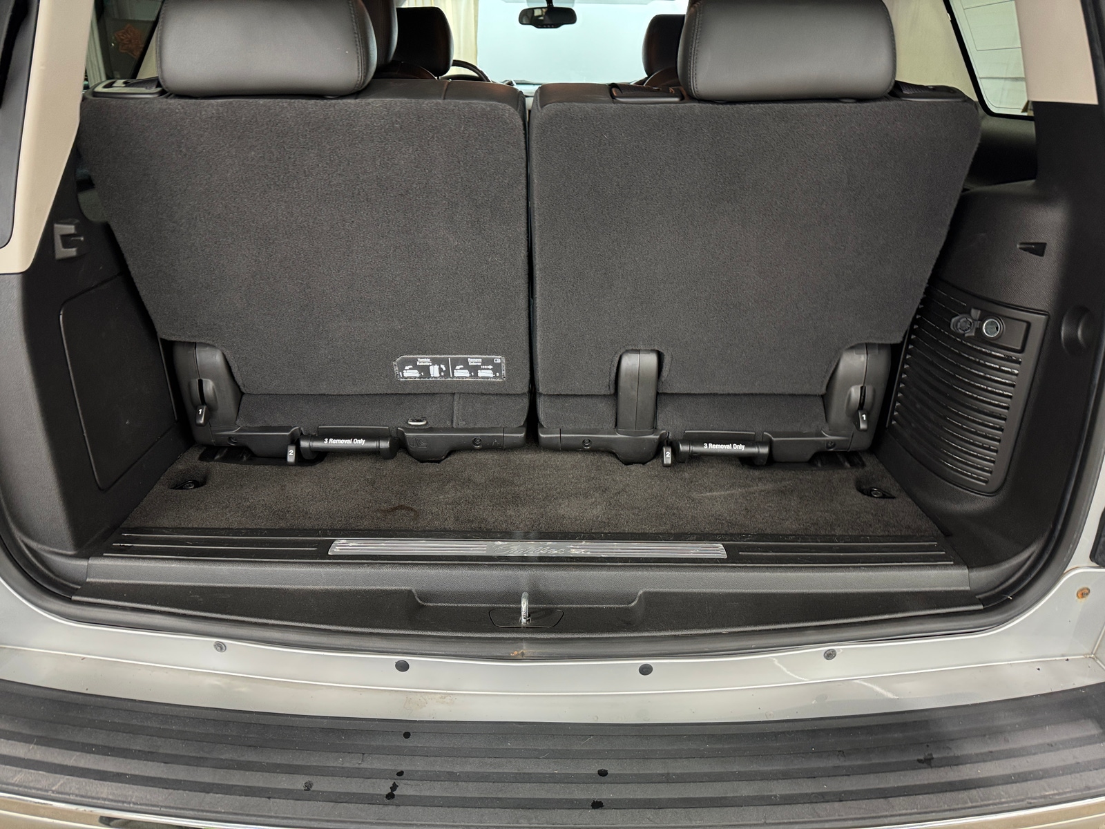 Thumbnail: 2014 Cadillac Escalade - 6