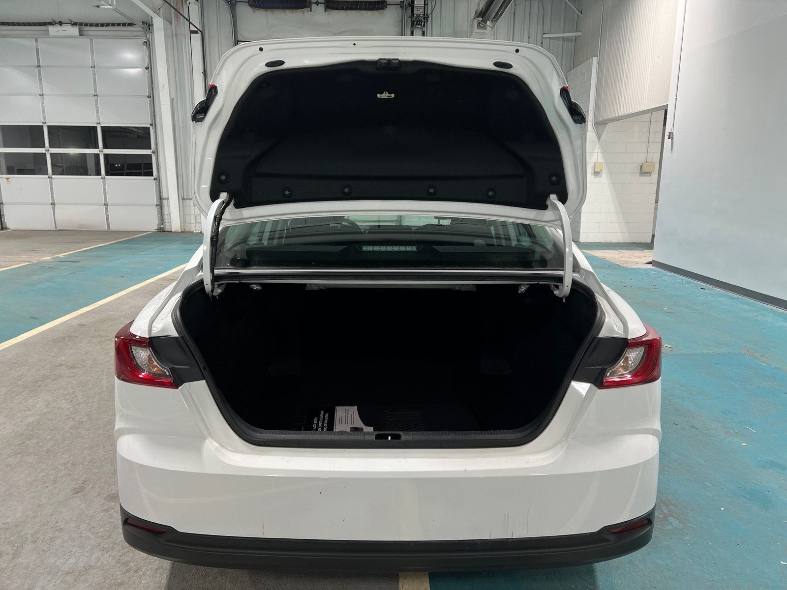 Thumbnail: 2025 Toyota Camry - 7