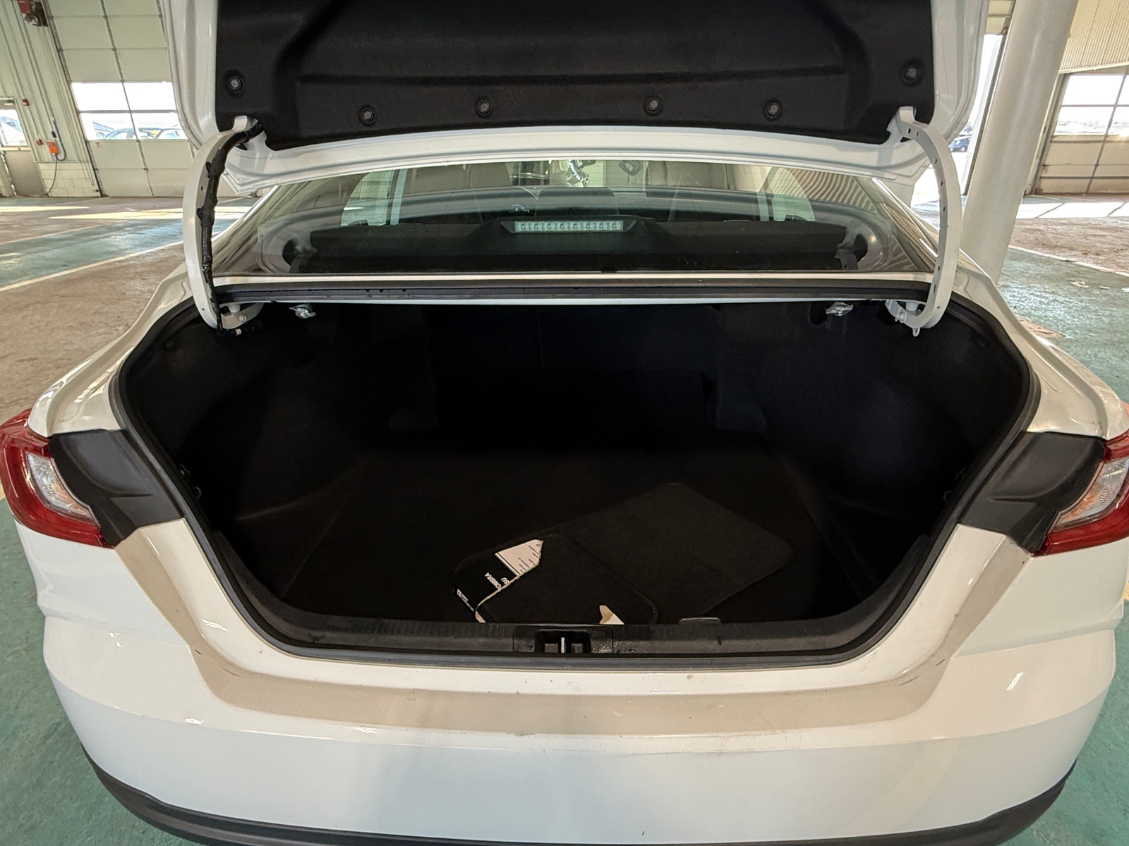 Thumbnail: 2025 Toyota Camry - 7