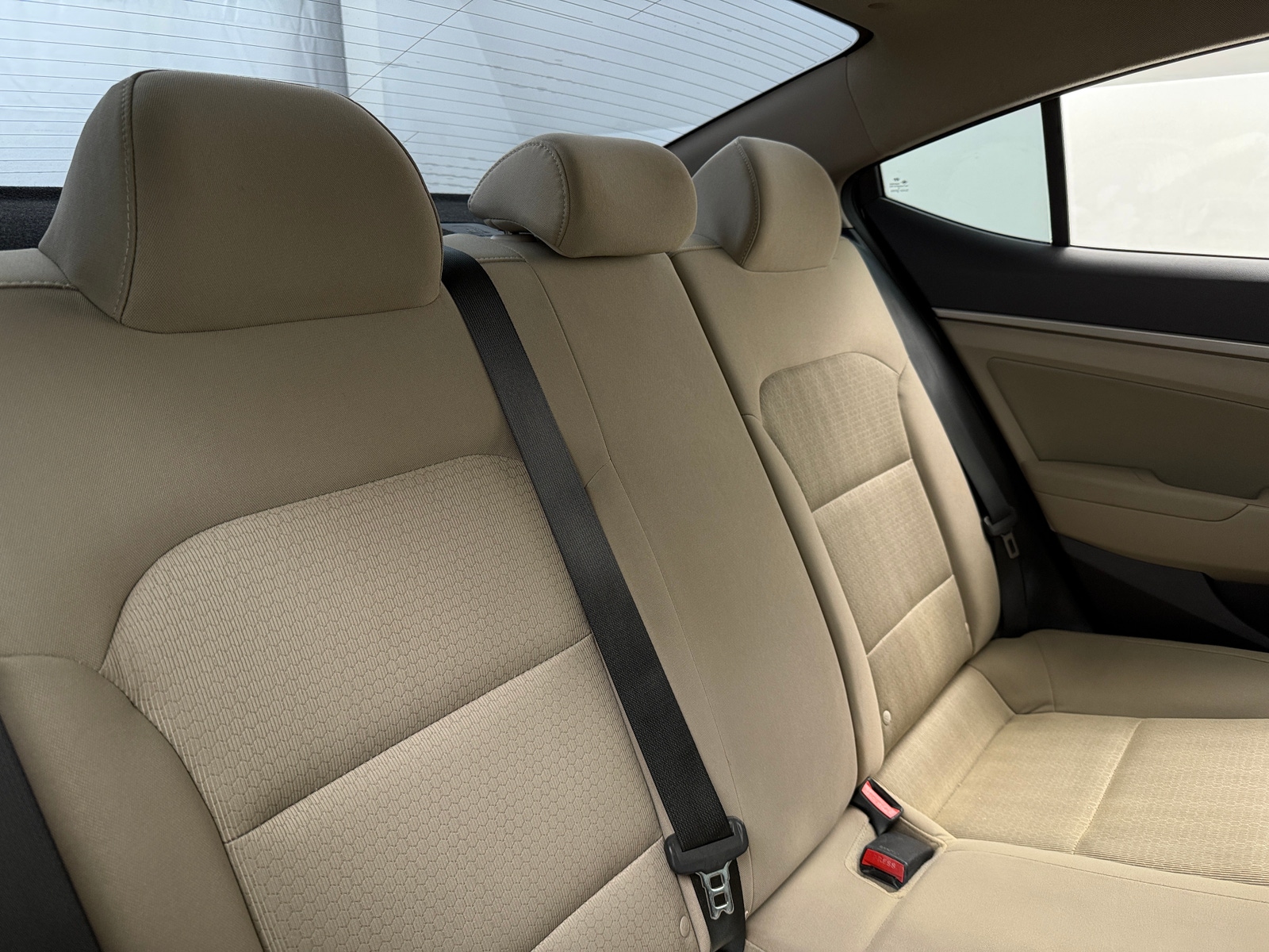 Thumbnail: 2017 Hyundai Elantra - 6