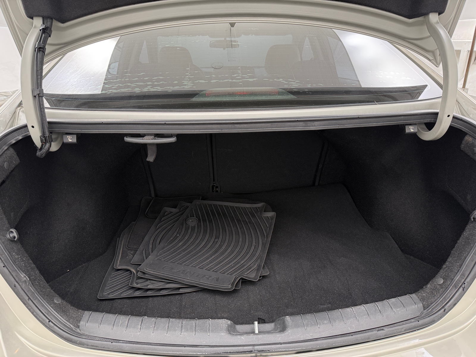 Thumbnail: 2017 Hyundai Elantra - 7