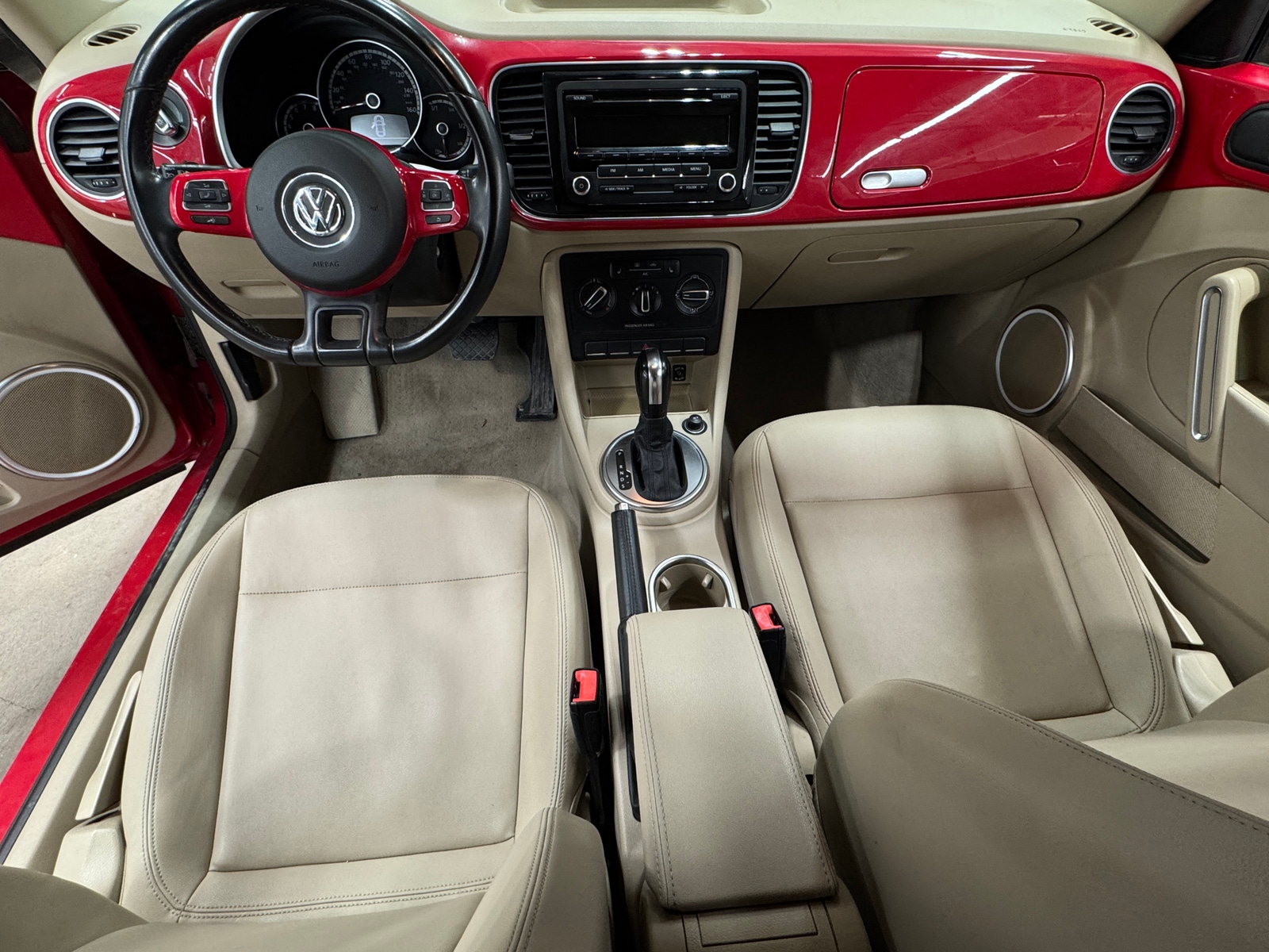 Thumbnail: 2014 Volkswagen Beetle - 2
