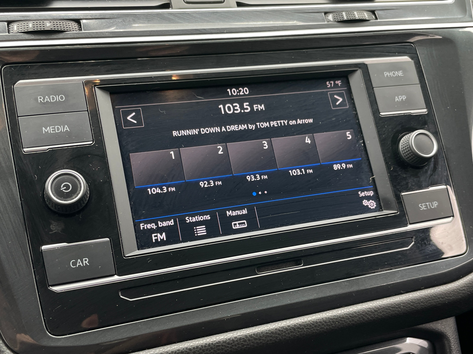 Thumbnail: 2019 Volkswagen Tiguan - 4