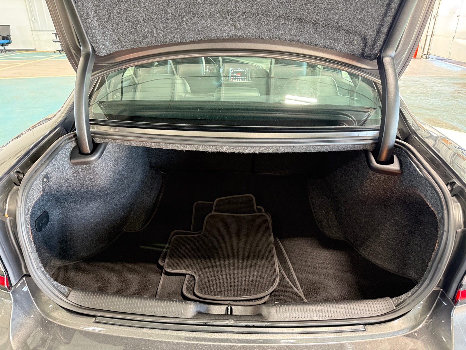 Thumbnail: 2019 Dodge Charger - 6