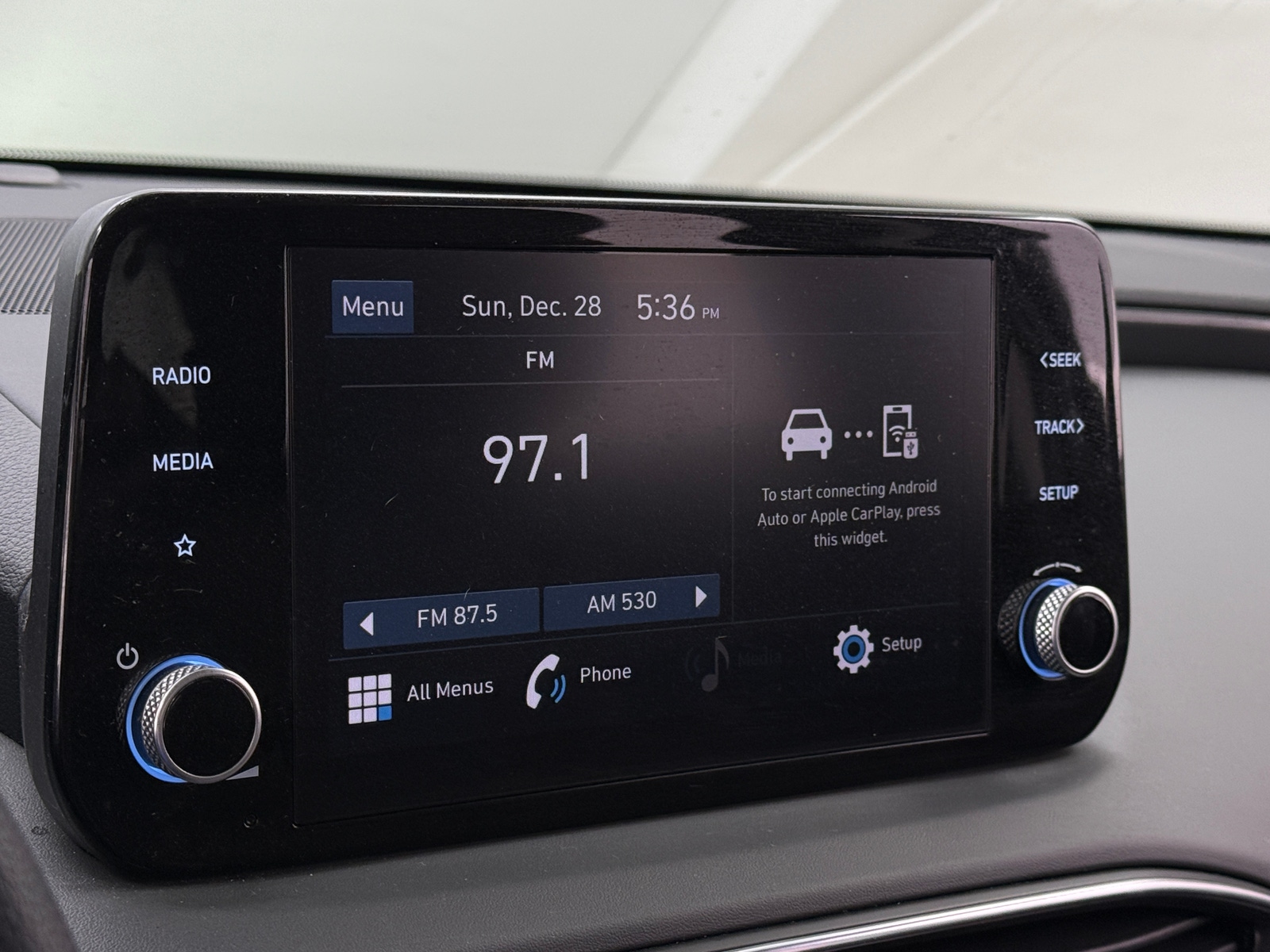 Thumbnail: 2023 Hyundai Santa Fe - 4