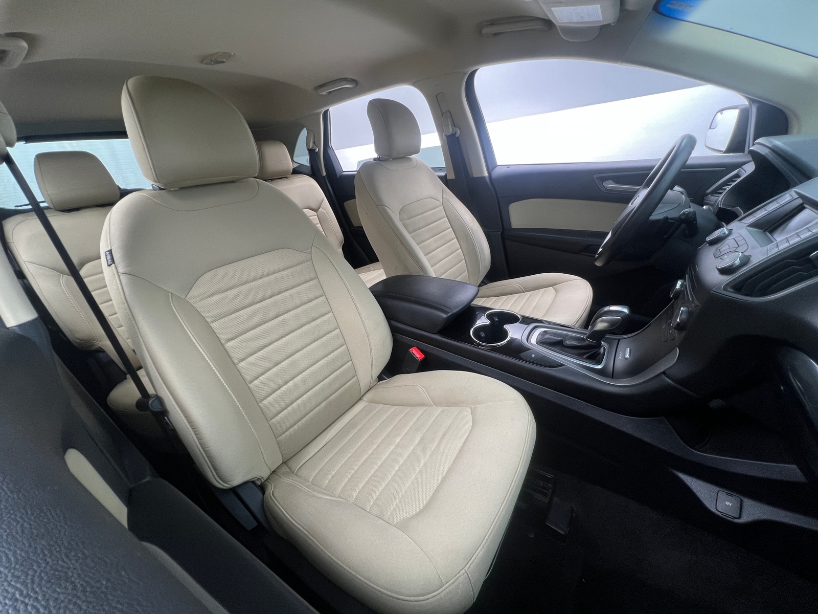 Thumbnail: 2016 Ford Edge - 2