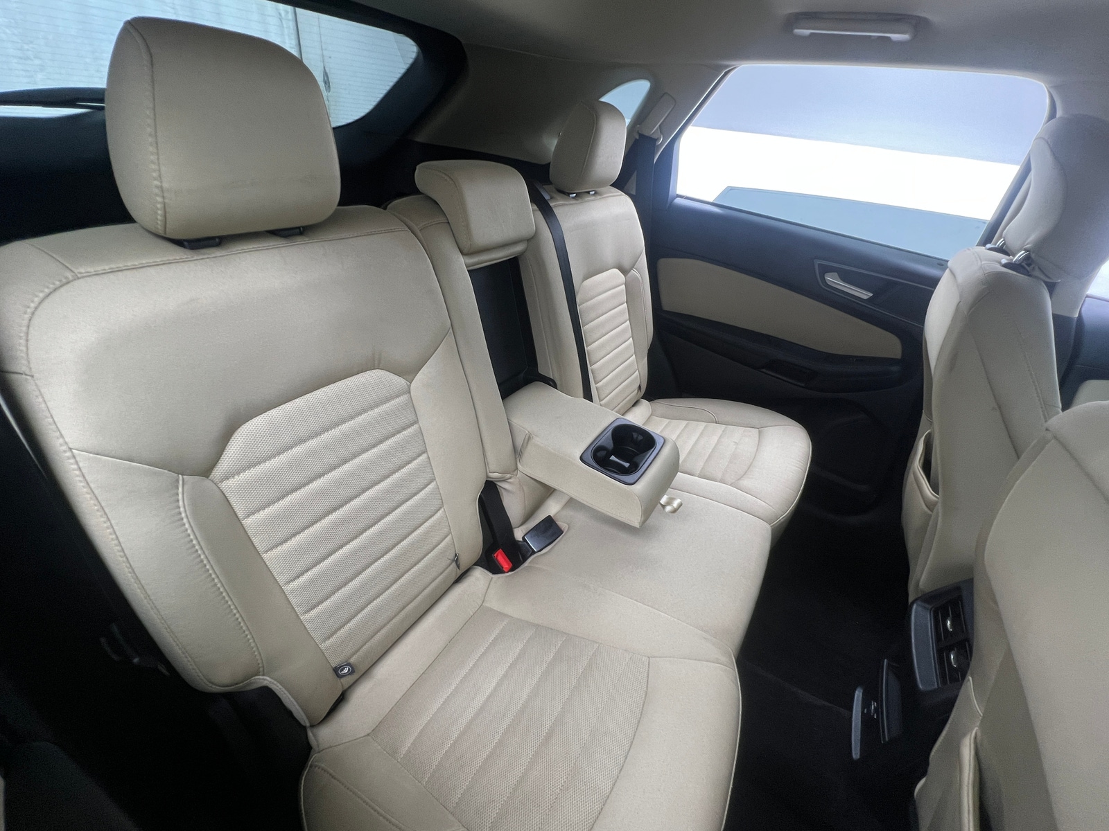 Thumbnail: 2016 Ford Edge - 6