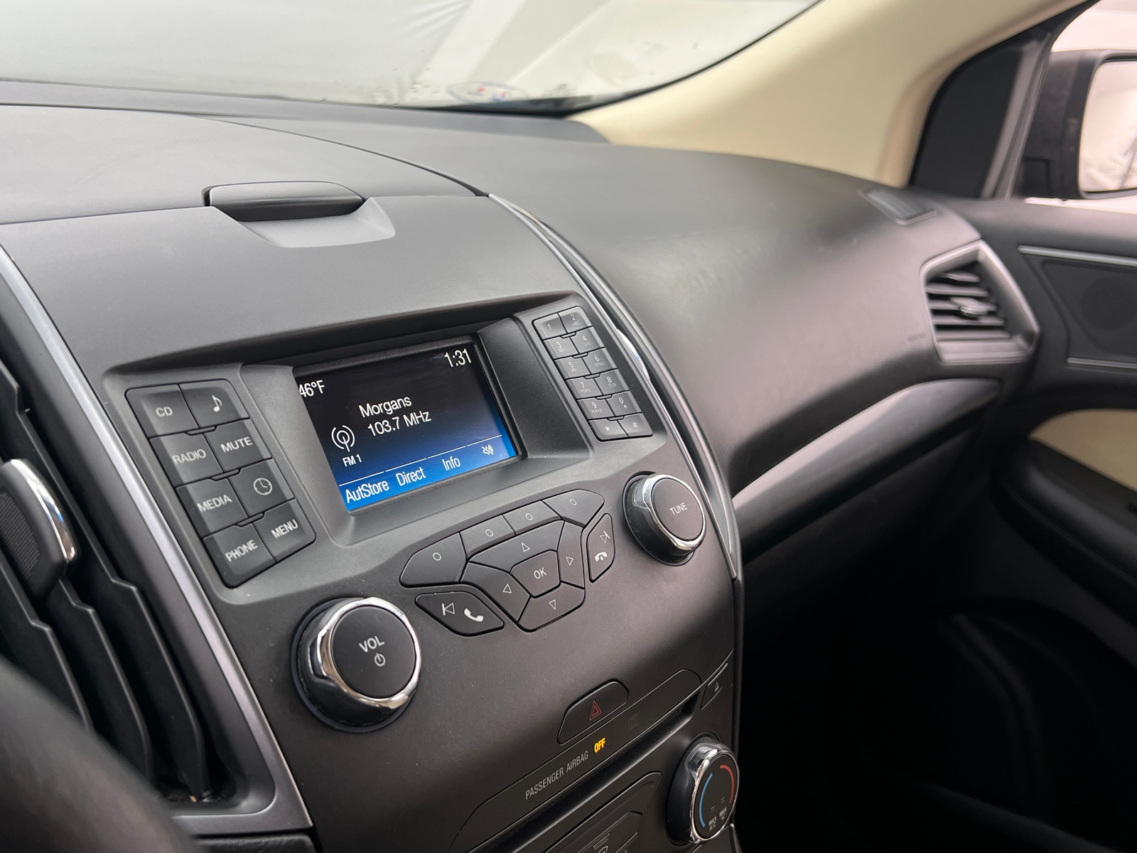 Thumbnail: 2016 Ford Edge - 4