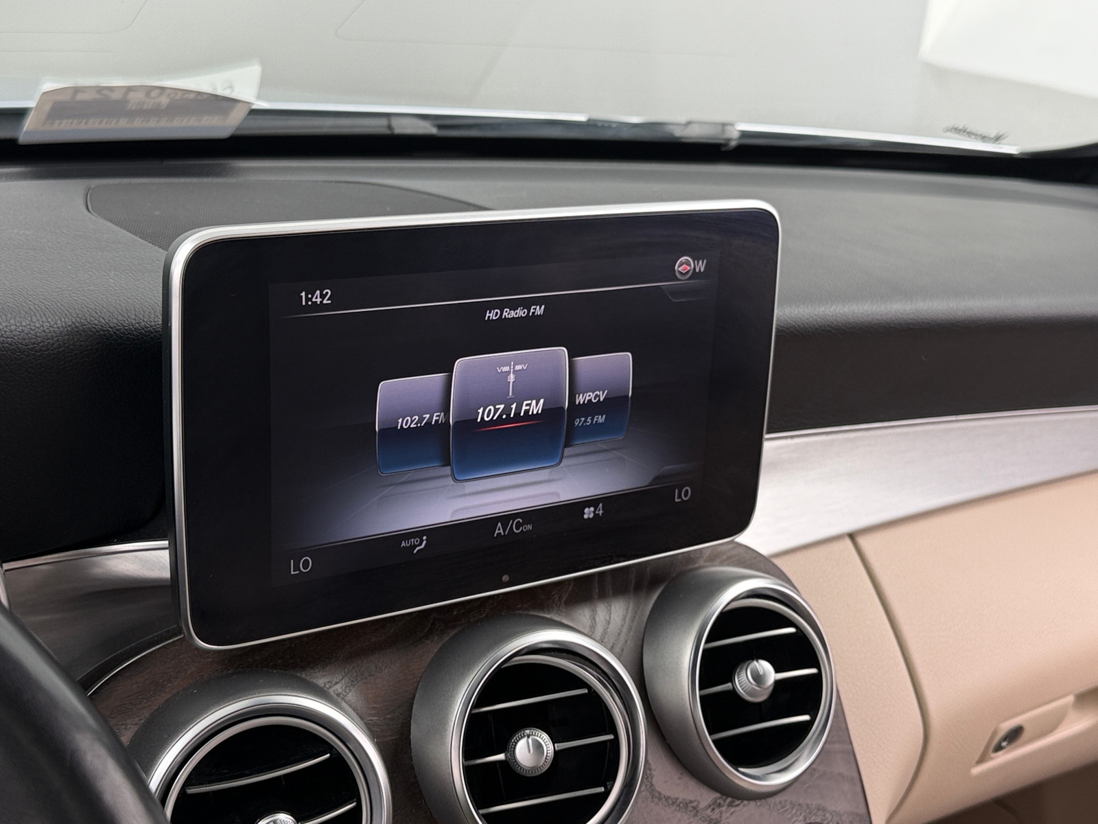 Thumbnail: 2018 Mercedes-Benz C-Class - 3